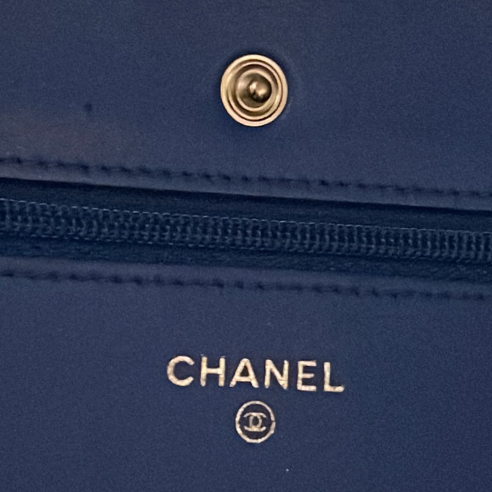 Chanel WOC - Picture 8 of 10